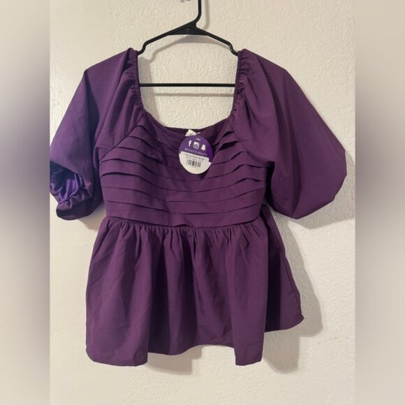 She + Sky Tops - Purple puff sleeve square neck peplum top size medium